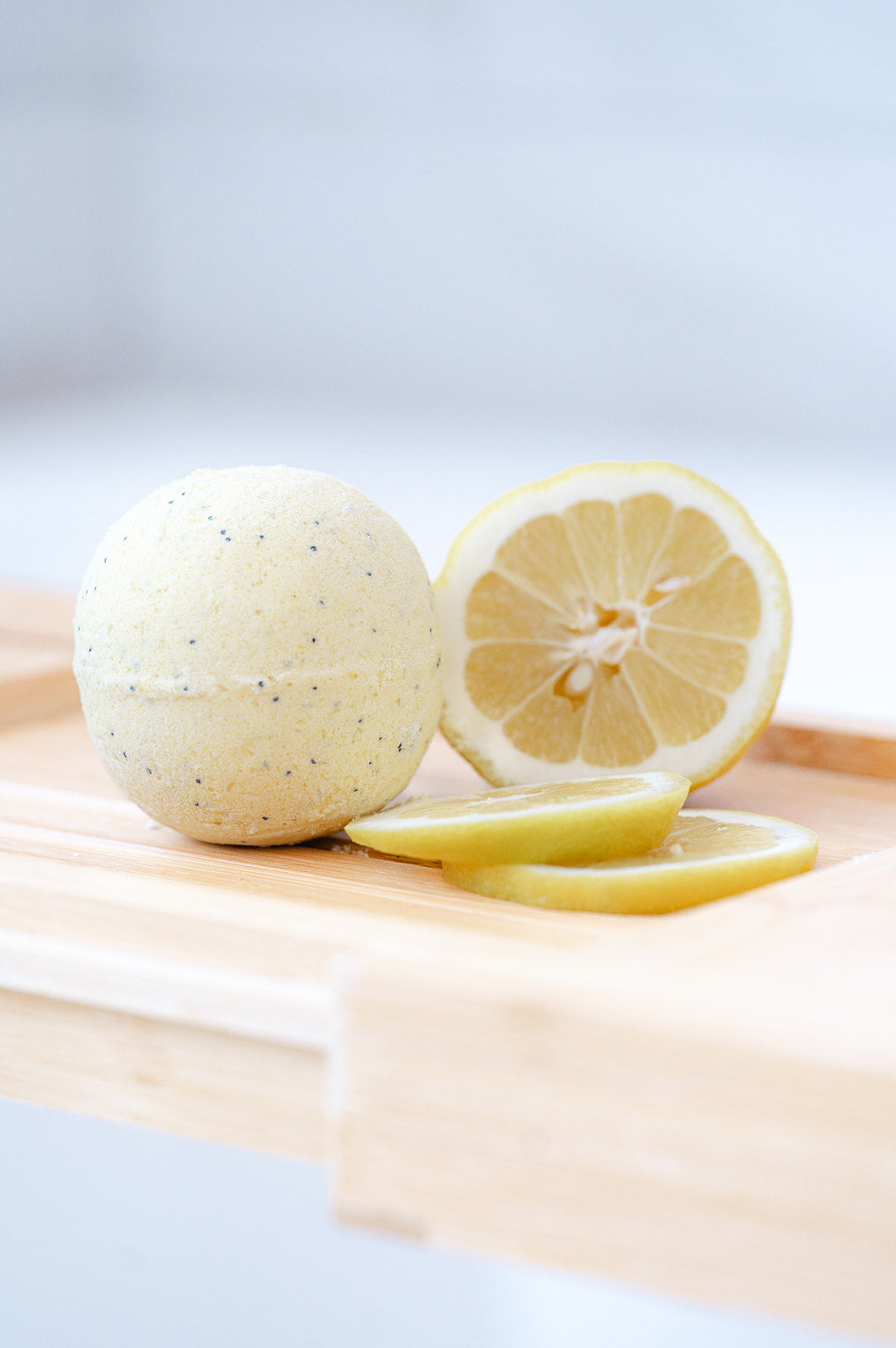Bath Bomb - Lemon Pop - Em&Oak