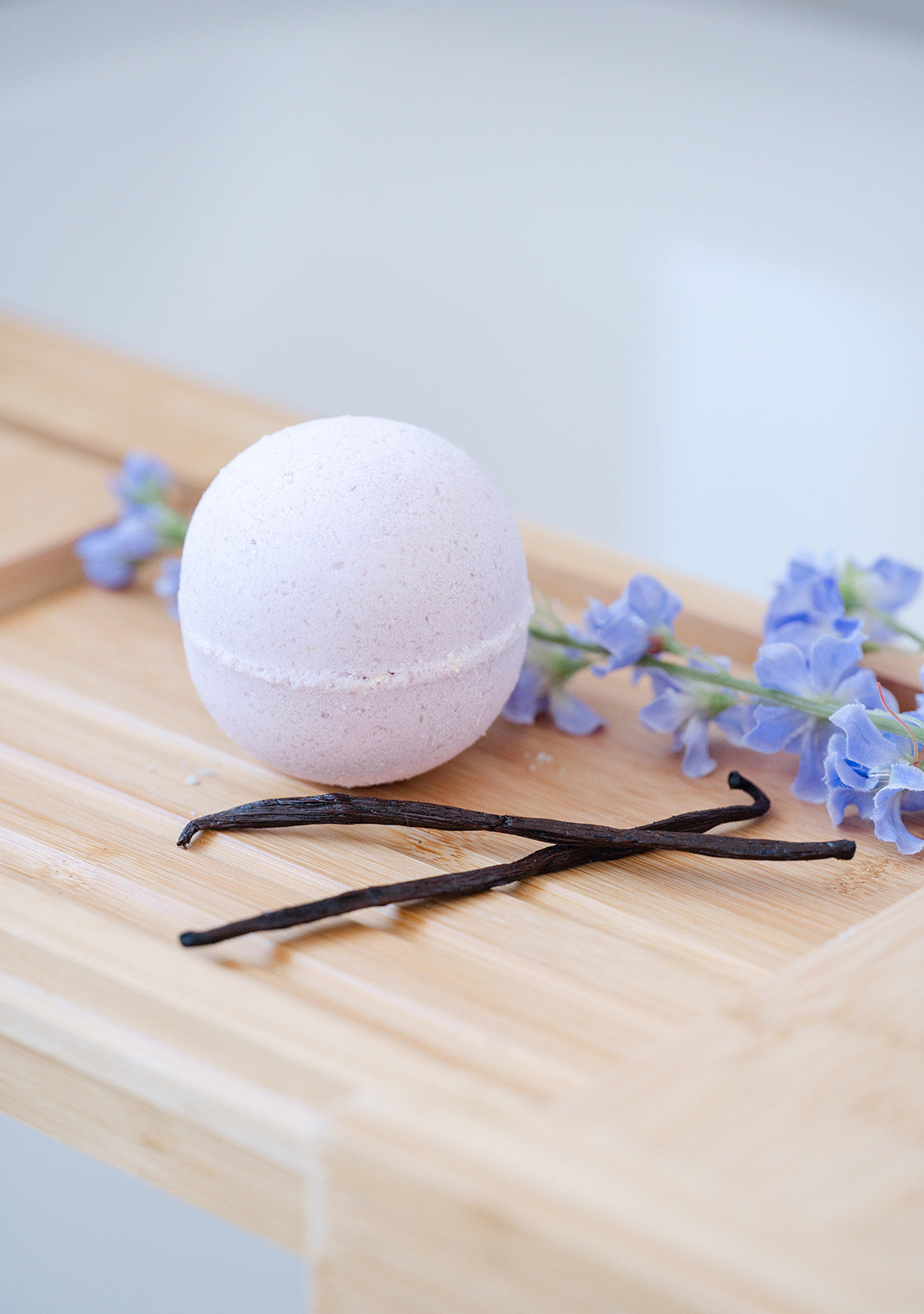 Bath Bomb - Lavender Vanilla - Em&Oak